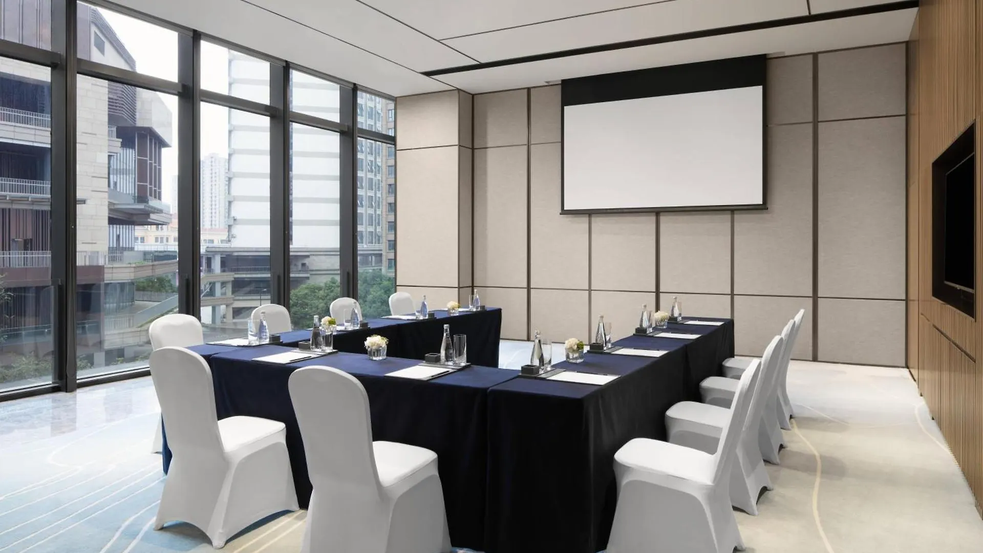 Отель Courtyard By Marriott Suzhou Mudu Китай