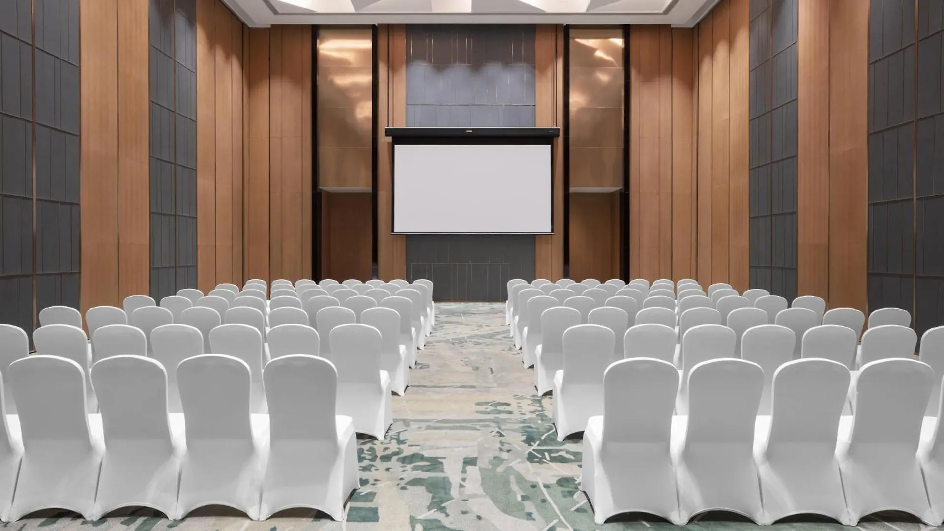 Отель Courtyard By Marriott Suzhou Mudu